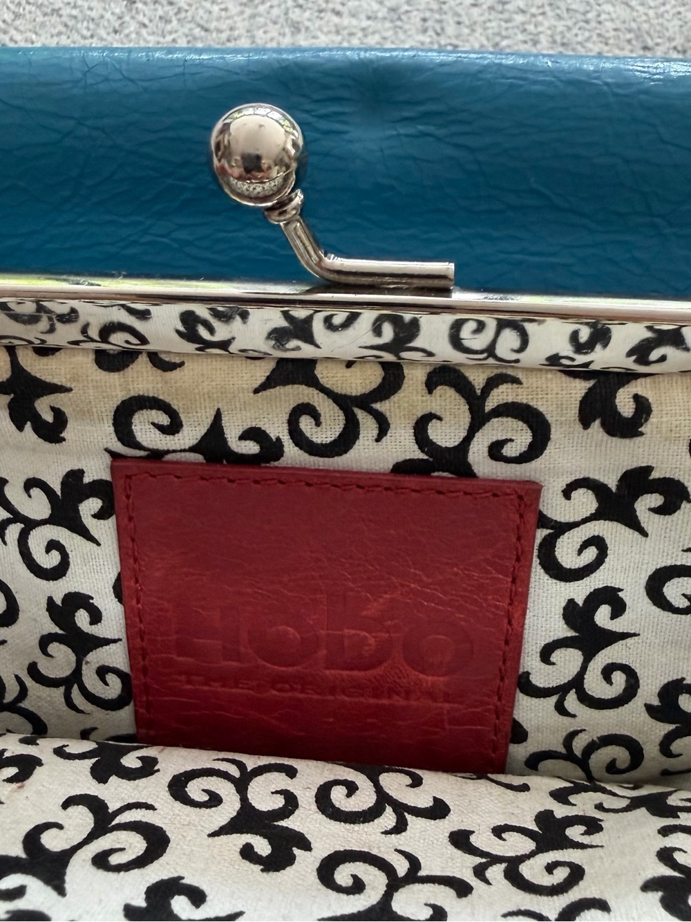 HOBO Teal Blue Leather Kiss-Lock Clutch - Picture 3 of 6